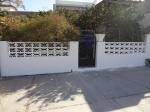 Cozy Citrus Garden House by the Seaside. Andros Greece