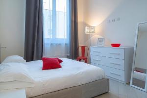 Casa Vermiglio al porto di Genova by Wonderful Italy