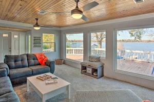 Dock and Fire Pit Lakefront Cedar Creek Home!