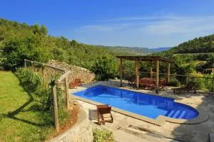 Casa con piscina y vistas a montaña - Cal Solsona - Toló