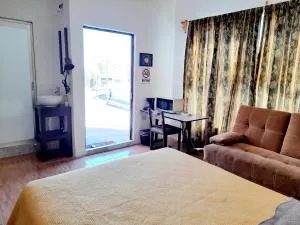 Suite amplia privada a 8 min del centro - Calvillo