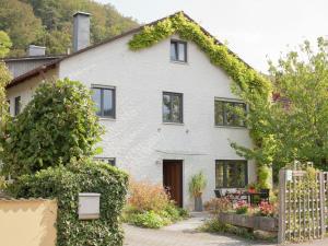 Beautiful Apartment in Bavaria with Private Terrace