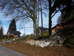 Chalets Cozy Chalet in Li zey with view of French Countryside : photos des chambres