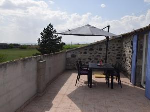 Maisons de vacances Refreshing Apartment in Mirabel with a Private Pool Terrace : photos des chambres