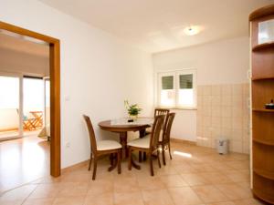 Sea-View Retreat in Celina