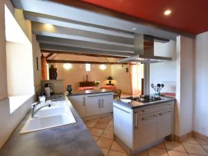 Maisons de vacances Modern Holiday Home with Swimming Pool nearby Sarlat : photos des chambres