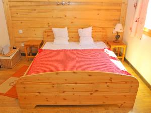 Chalets New and very comfortable chalet with many facilities : photos des chambres