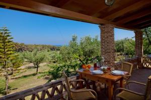 Lithies Farm Houses Zakynthos Greece