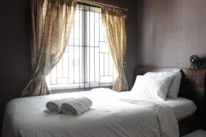 Chic and Cozy 2BR Apartment at Pinewood Jatinangor near JATOS By Travelio - Cikeruh