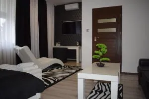 Sepia Restauracja & Noclegi - Łazy Debowieckie