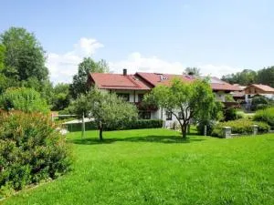 Ferienwohnungen und Ferienhaus Kronner - Gotteszell