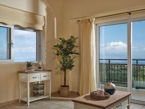 One-Bedroom Apartment with Sea View