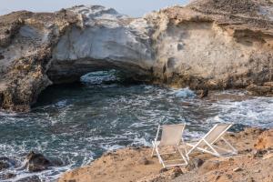 AQUA HOUSE Milos Greece