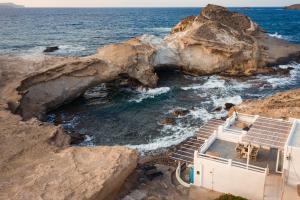 AQUA HOUSE Milos Greece