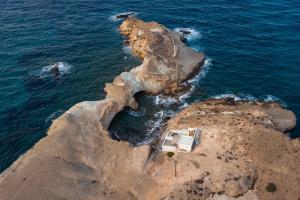 AQUA HOUSE Milos Greece