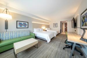 Suite with Two Queen Beds room in Holiday Inn Express & Suites - Staunton an IHG Hotel