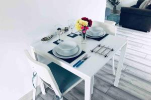 Fuchsia Apartment Tranquil Modern Seaside Apartment on the Wild Atlantic Way - 4-star hotels in Galway