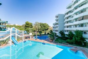 obrázek - One bedroom appartement at Benalmadena 50 m away from the beach with sea view shared pool and furnished garden