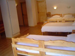 Hotels Hotel Les Chalets : Chambre Quadruple