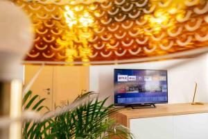 Beautiful Apartment - Top Location - Netflix+Balcony