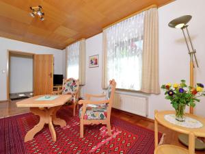 Moderne Ferienwohnung mit Garten in Eimelrod