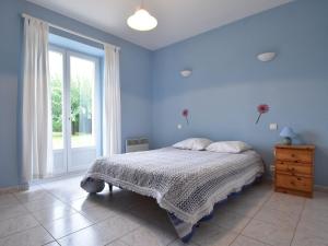 Holiday home with pool, enclosed garden