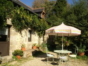 Maisons de vacances Cosy holiday home with terrace and garden near Quimperl : photos des chambres