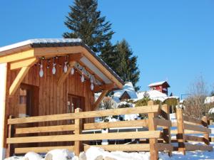 Chalets Tidy chalet with dishwasher, in the High Vosges : photos des chambres