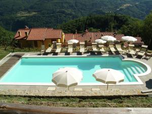 Appealing Holiday Home with Swimming Pool in Cutigliano