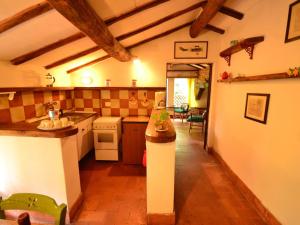 Peaceful Retreat with Pool