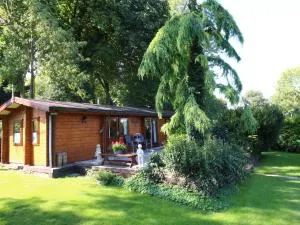 Chalet in Ootmarsum with Garden - Ootmarsum