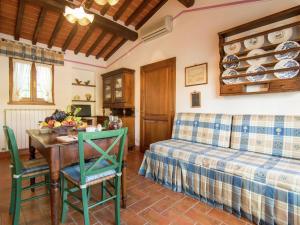 Holiday Home in Cortona with Pool