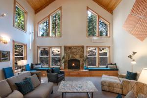 A Blue Sky Lodge