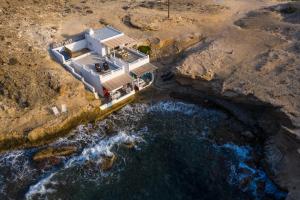 AQUA HOUSE Milos Greece