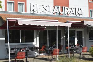 Hotels Logis Cris Hotel, Lyon Est : photos des chambres