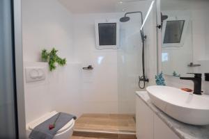 Eleftherias Suites - Near Beach Apartments