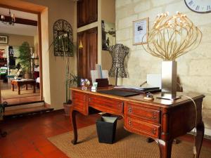 Hotels Au Saint Roch - Hotel et Jardin : photos des chambres