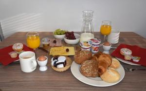 Tiny floating house, Mallorca