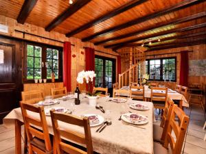 Attractive Chalet in Fraiture with Sauna and Garden