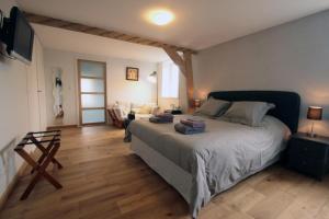 B&B / Chambres d'hotes Monts et Merveilles : photos des chambres