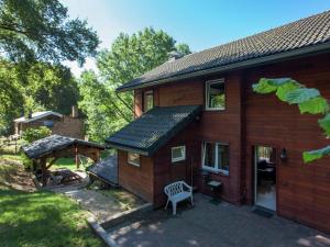 Modern Chalet in Sougne-Remouchamps near Forest