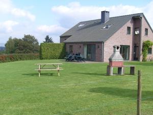  Spacious Holiday Home Near Forest in Habiemont in 4987 Neucy
