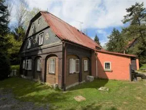 Detached holiday home with 5 bedrooms and billiards in northern Bohemia - Nassendorf