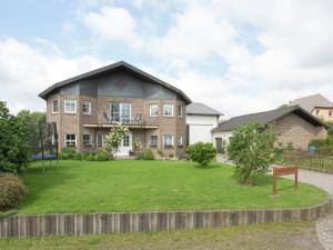 Modern Holiday Home in Frohngau near Forest