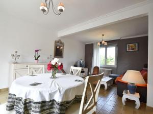 Maisons de vacances Modern Holiday Home in Clohars Carno t with Beach Near : photos des chambres