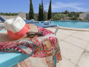 Villas Alluring Villa in Pouzols Minervois with Pool : photos des chambres