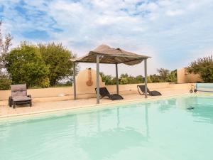 Villas Villa in Saint Nexans with Private Heated Pool : photos des chambres