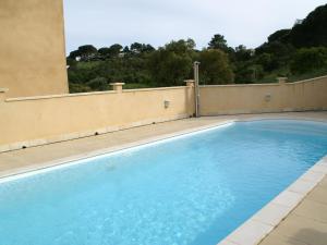 Cozy Holiday Home in Sainte-Maxime with Private Pool