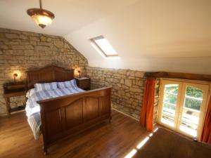 Maisons de vacances Holiday Home in Saizy with Patio : photos des chambres