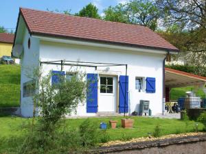 Maisons de vacances Cozy Home in Haut du them ch teau lambert with Garden : photos des chambres